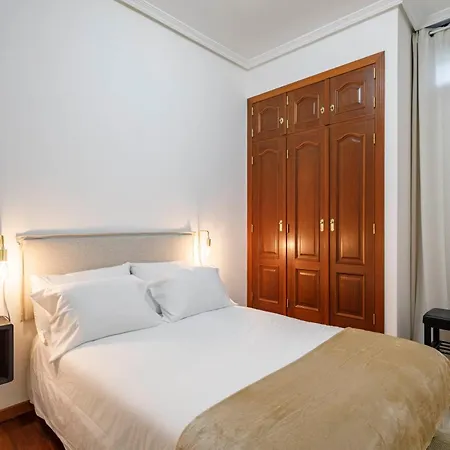 Apartment Con Encanto En El Casco Antiguo By Cabana Rentals