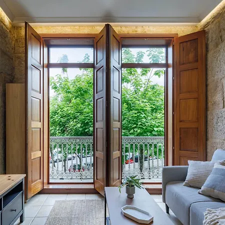 Apartment Con Encanto En El Casco Antiguo By Cabana Rentals