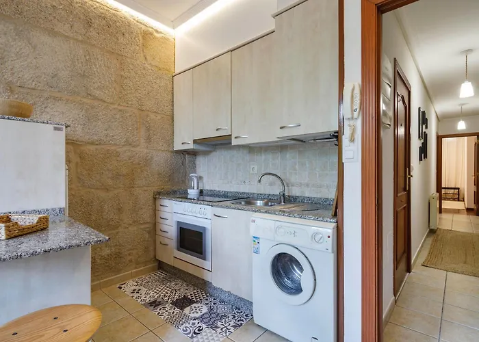 Con Encanto En El Casco Antiguo By * Vigo